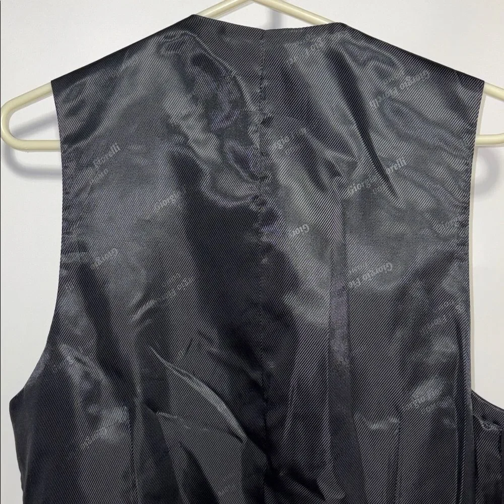 Giorgio Fiorelli elegant black